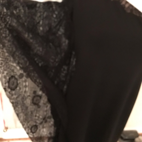 Stunning top! - Picture 5 of 5